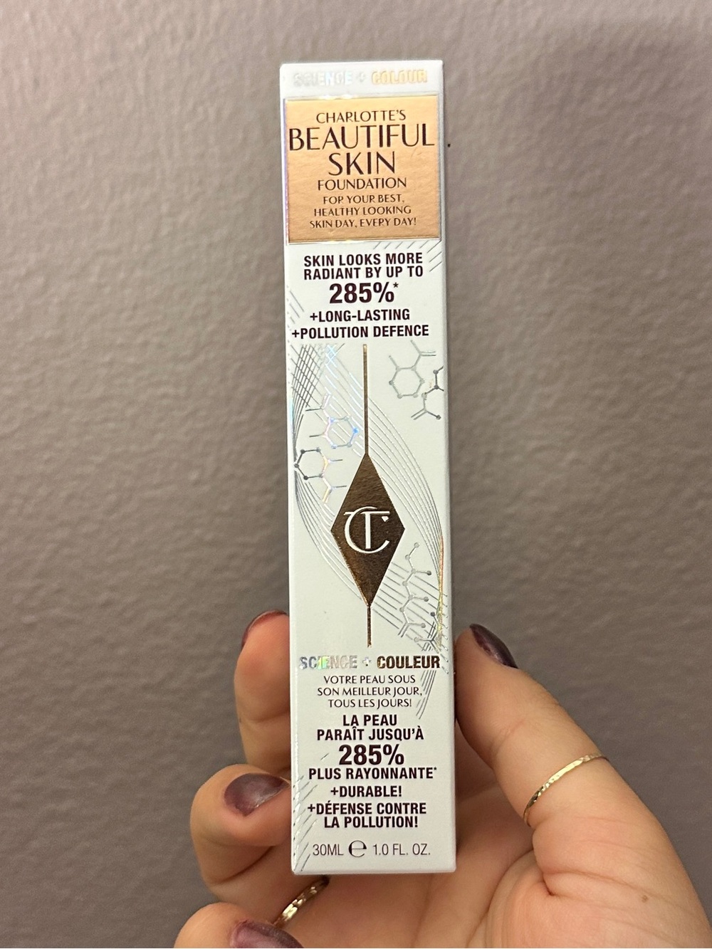 (2N) Charlotte Tilbury Beautiful Skin Foundation - 2 Neutral